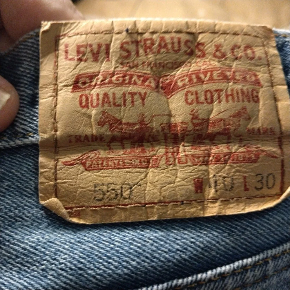 Levis 550 Relaxed Fit Jeans Mens 40x30 Medium Wash Blue Denim Tapered Leg